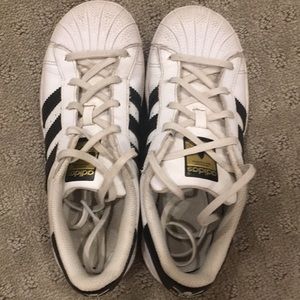 Adidas kids shoe